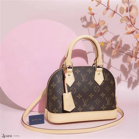 Louis Vuitton alma bb canvas